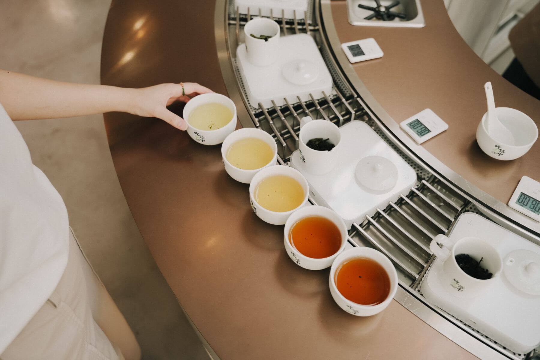 吃茶三千台灣概念店的評價與職人茶師沖泡展演服務03