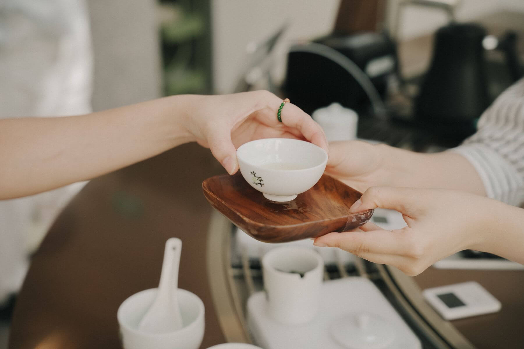 吃茶三千台灣概念店的評價與職人茶師沖泡展演服務04