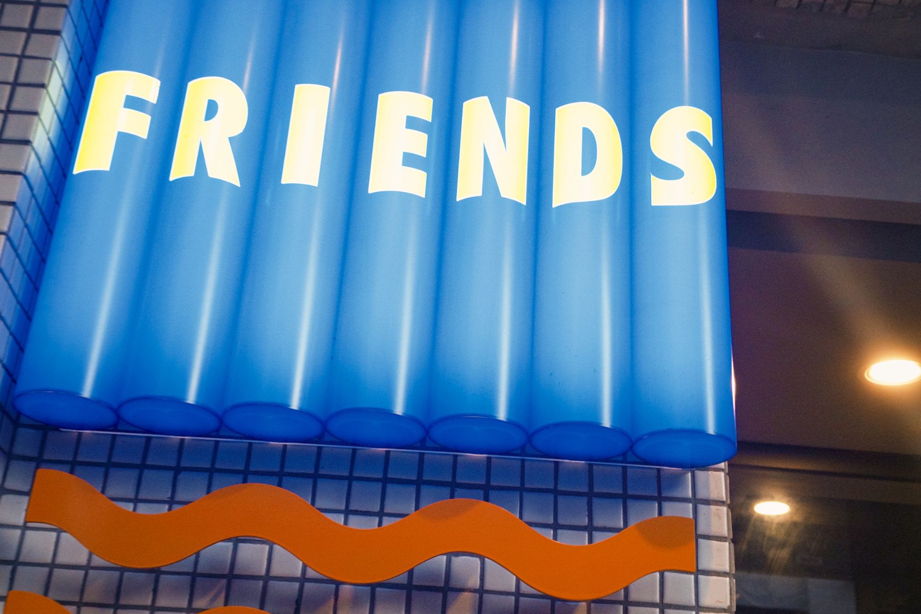 台中南屯區餐酒館 FRIENDS Bistro 的評價與菜單圖片01